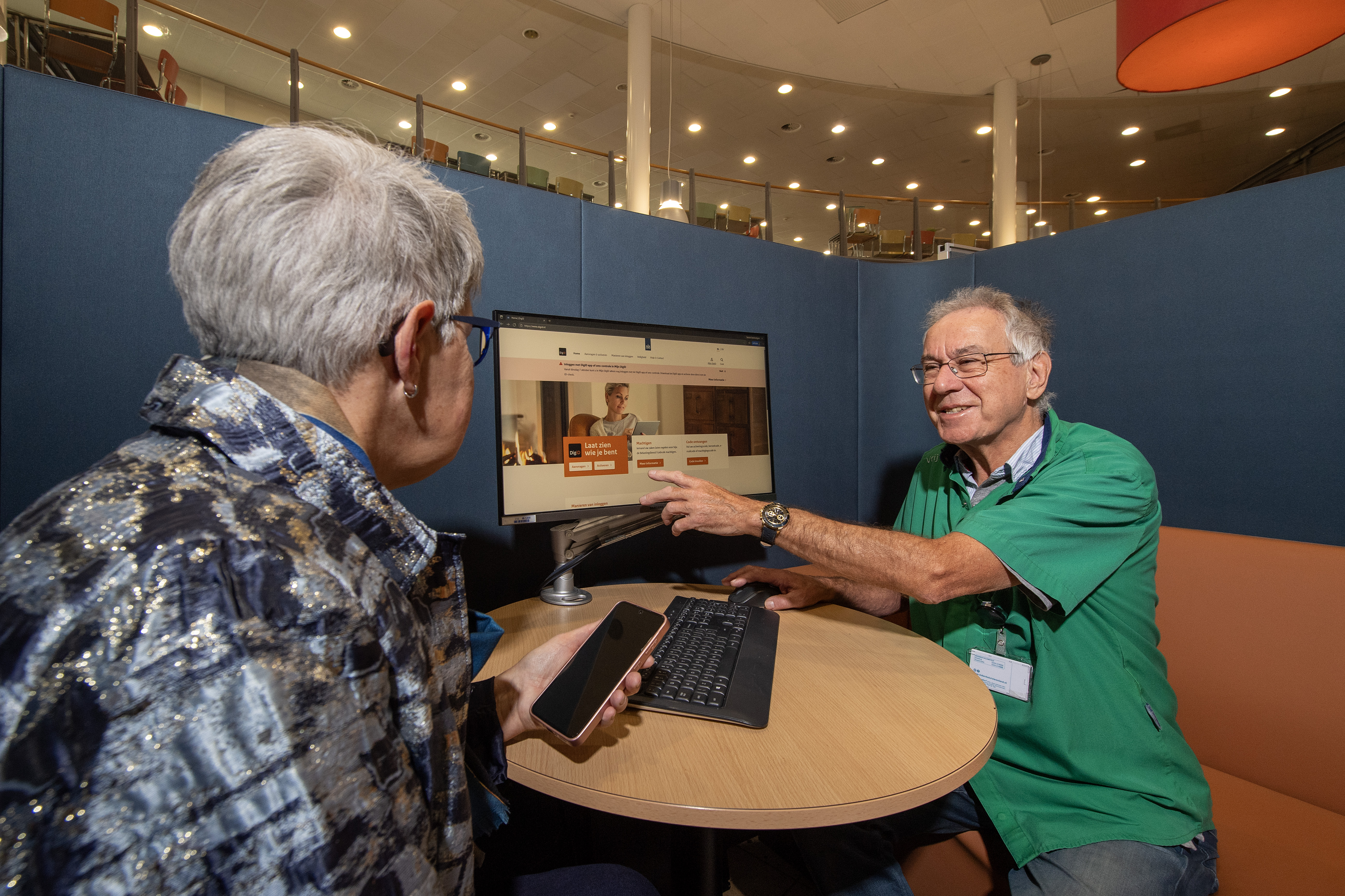 Digitaal Servicepunt Huub Sanders Margreet 10112025 06